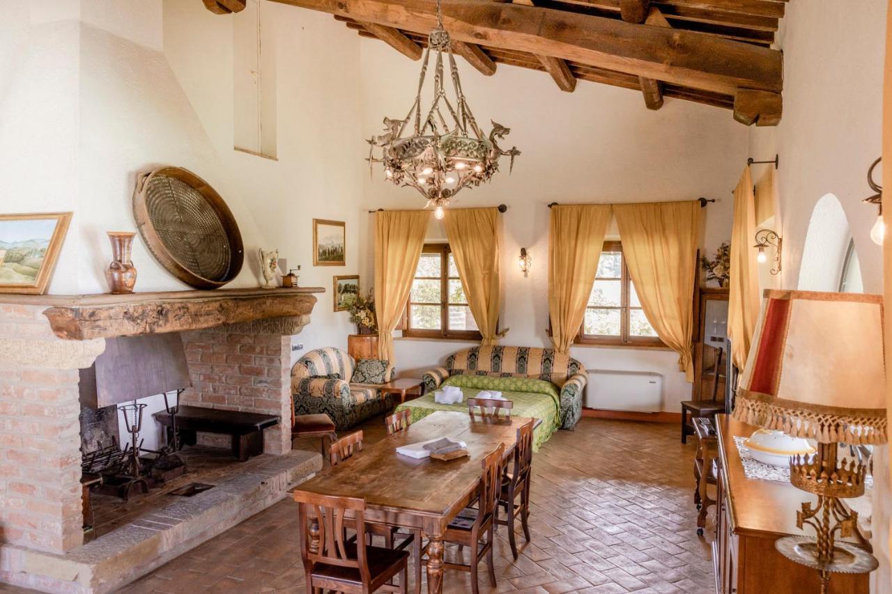 Montepulciano Stazione Agriturismo Il Serraglio מראה חיצוני תמונה