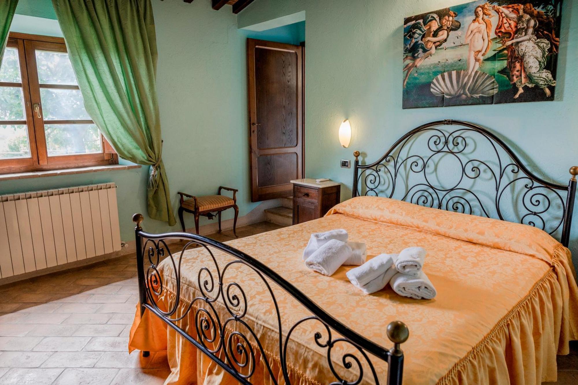 Montepulciano Stazione Agriturismo Il Serraglio מראה חיצוני תמונה